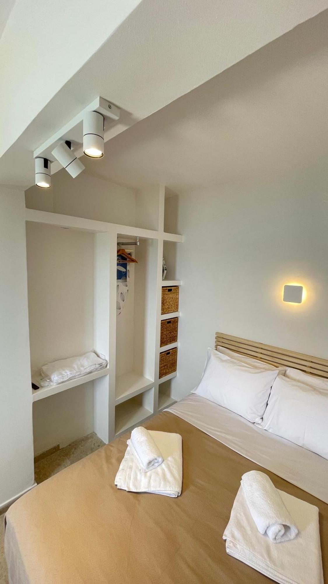Zenso Studios Tolón Extérieur photo